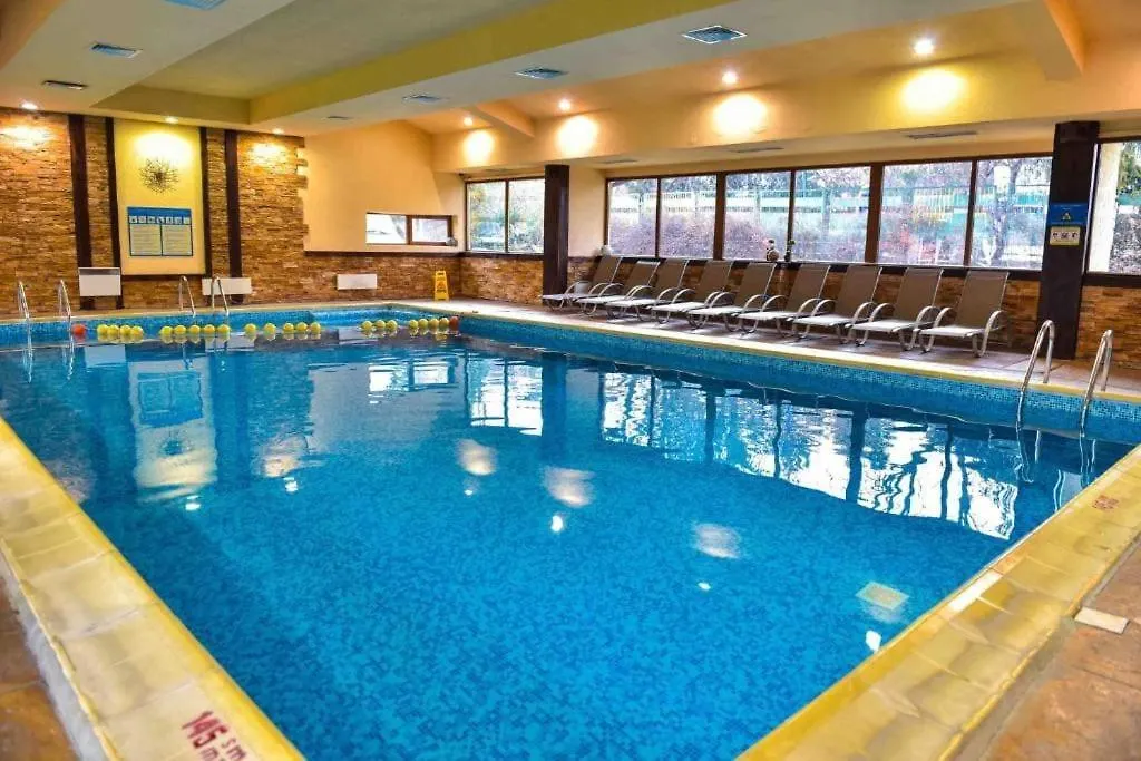 2Bd App In Bojurland Free Pool Spa Parking And Skishuttle 반스코 아파트